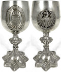 Medaillen

Schützenmedaillen

Karlsruhe

Schützenpokal 1867. II. Badisches Landesschiessen. Von Kley, 13-lötig (812,5/1000 Silber). Gravur "Zum ...