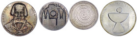 Medaillen

Städtemedaillen

Nürnberg

Dreiteilige Silbermedaille 1975 von W. Ibscher. Auf 450 Jahre Nürnberger Religionsgespräch. Hohlgeprägte K...
