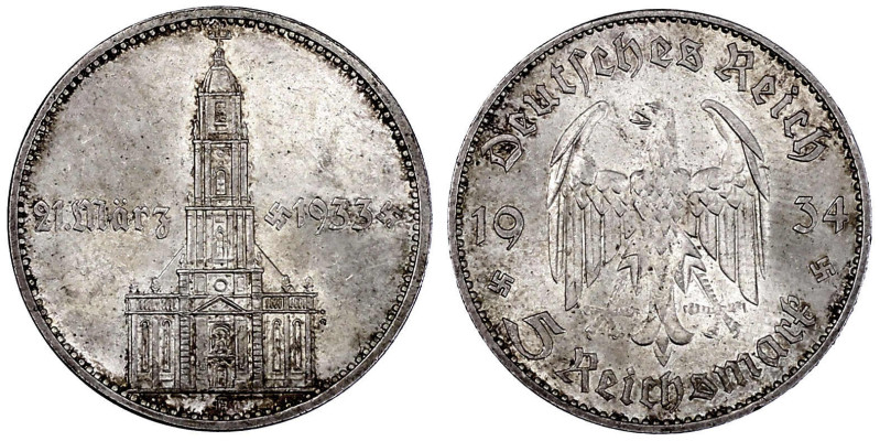 Drittes Reich

Gedenkmünzen

5 Reichsmark Garnisonskirche mit Datum 1934

...