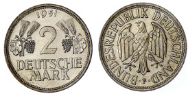 Münzen der Bundesrepublik Deutschland

Kursmünzen

2 Deutsche Mark Ähren, Kupfer/Nickel 1951

1951 F. Erstabschlag/Polierte Platte, nur min. ber...
