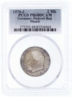Münzen der Bundesrepublik Deutschland

Kursmünzen

2 Deutsche Mark Max Planck K/N 1957-1971

1970 J. Im PCGS-Blister mit Grading PR 68 DCAM (Top...