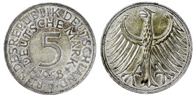 Münzen der Bundesrepublik Deutschland

Kursmünzen

5 Deutsche Mark Silber 1951-1974

1958 J. gutes sehr schön, min. Randfehler. Jaeger 387.