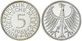Münzen der Bundesrepublik Deutschland

Kursmünzen

5 Deutsche Mark Silber 1951-1974

1963 G Auflage nach Winter nur 200 Ex. Polierte Platte. Jae...