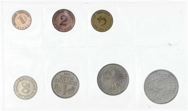 Münzen der Bundesrepublik Deutschland

Kursmünzensätze

1 Pfennig - 5 Deutsc...