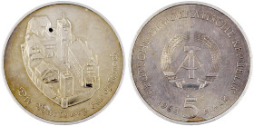 Münzen der Deutschen Demokratischen Republik

Gedenkmünzen der DDR

5 Mark 1983, Wartburg bei Eisenach. Randschrift läuft rechts herum. fast Stemp...