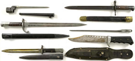 Militaria

Lots

6 Stück: 5 div. unbestimmte Seitengewehre/Bajonette. 1 Messer