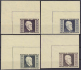 Briefmarken

Ausland

Österreich

Karl Renner 1946, kompletter Satz in postfrische Erhaltung aus der linken oberen Bogenecke. Mi. 280,-€ Michel ...