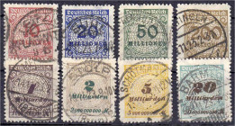 Briefmarken

Deutschland

Deutsches Reich

10 Millionen - 20 Milliarden Freimarken 1923, acht gestempelte Werte in der B-Zähnung, jeder Wert gep...