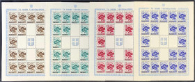 Briefmarken

Deutschland

Deutsche Kolonien

Deutsche Besetzungsausgaben 1939/1945

Hilfe für serbische Kriegsgefangene 1942, kpl. postfrische...