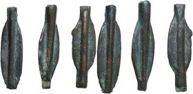 Celtic World. Celtic, Balkans. Lot of three (3) proto-money: arrowhead used as currency. Dimensions: 37 mm, 37 mm, 37 mm. Weight: 14.66 g total. AE.