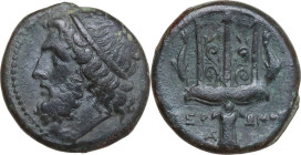 Sicily. Syracuse. Hieron II (274-215 BC). AE 22 mm. Obv. Diademed head of Poseidon left. Rev. Ornamented trident flanked by two dolphins. CNS II 194. ...