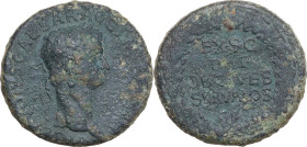 Claudius (41-54). AE Sestertius, 50-54. Obv. TI CLAVDIVS CAESAR AVG P M TR P IMP P P. Laureate head right. Rev. EX SC/P - P/ OB CIVES/SERVATOS. Legend...