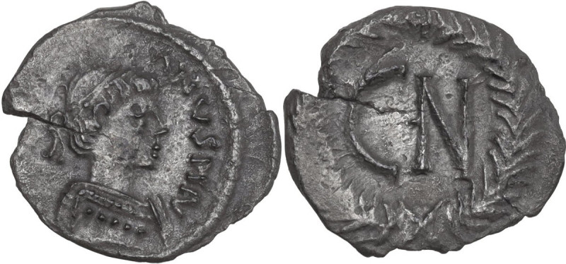 Justinian I (527-565). AR Half Siliqua, Ravenna mint, 540-542. Obv. Diademed bus...