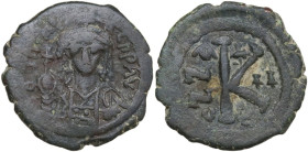 Heraclius (610-641). AE Half Follis, Constantinople mint, dated RY 2 (611-612). Obv. Crowned and cuirassed bust facing, holding globus cruciger. Rev. ...