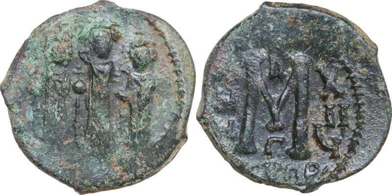 Heraclius (610-641), with Martina and Heraclius Constantine. AE Follis, uncertai...