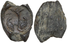 The Roman Empire. PB Seal, 1st century BC-1st century AD. D/ Two birds flanking palm tree. R/ Blank. PB. 1.83 g. 15.00 mm. VF.
