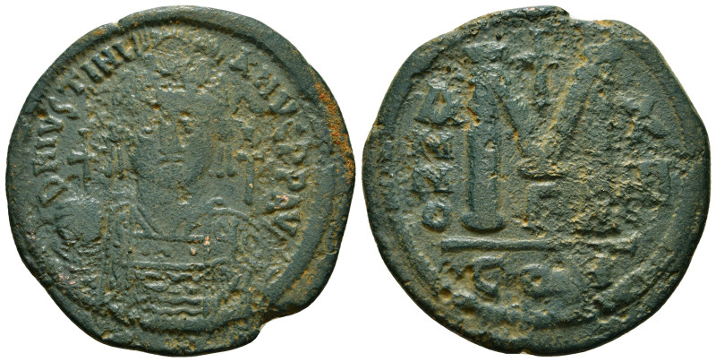 JUSTINIAN I (527-565). Follis. Constantinople. Dated RY 15 (541/2).
Obv: D N IVS...