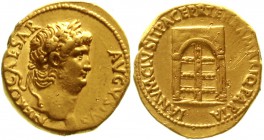 Römische Goldmünzen Kaiserzeit Nero, 54-68
Aureus 64/66. Belorbeerter Kopf r./IANVM CLVSIT PACE P R TERRA MARIQ PARTA. Janustempel mit geschlossenen ...
