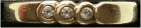 Schmuck und Accessoires aus Gold Fingerringe
Damenring Gelbgold 333 mit 3 kl. Zirkonen. 2,97 g. Umfang 59, Ringgröße 19