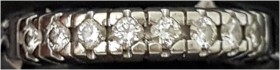 Schmuck und Accessoires aus Gold Fingerringe
Damenring Weißgold 585 mit 8 Brillanten, je ca. 0,05 ct. 7,63 g. Ringgröße 17, Umfang 57