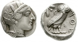 Altgriechische Münzen Attika Athen
Tetradrachme nach 449 v. Chr. Athenakopf mit attischem Helm r./AOE Eule, dahinter Lorbeerzweig und Halbmond. Gegen...