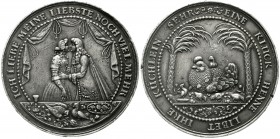 Ausländische Münzen und Medaillen Dänemark Frederik III., 1648-1670
Silbermedaille o.J. (um 1650) ohne Signatur. Gluckhennenmedaille. 53 mm; 45,1 g. ...