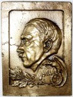 Medaillen Drittes Reich
Eins. Bronzegussplakette o.J., unsign. Im Rahmen das Kopfbild Hitlers n.l. über Reichsadler mit Kranz und Swastika, unten Eic...
