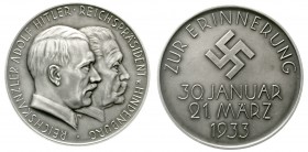 Medaillen Drittes Reich
Silbermedaille 1933 von Hörnlein, a.d. Machtergreifung. Büsten Hitler und Hindenburg r./Hakenkreuz. 45 mm; 29,85 g.
vorzügli...