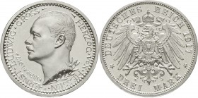 Reichssilbermünzen J. 19-178 Hessen Ernst Ludwig, 1892-1918
3 Mark 1917 A. Zum 25. Regierungsjubiläum.
Polierte Platte, nur min. berührt, sehr selte...
