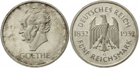 Weimarer Republik Gedenkmünzen 5 Reichsmark Goethe
1932 G. prägefrisch/fast Stempelglanz, feine Tönung, sehr selten in dieser Erhaltung