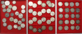 LOTS Sammlungen allgemein alle Welt
Posten von 68 meist großformatigen, älteren Silbermünzen (Crown-Größe) ab dem 17. Jh. Teils seltene Münzen aus al...