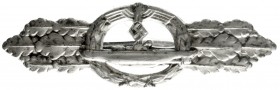 Orden und Ehrenzeichen Deutschland Drittes Reich, 1933-1945
U-Boot Frontspange in Weißmetall/Feinzink, versilbert. Herst. Schwerin-Berlin. Mit Gutach...