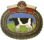 Orden und Ehrenzeichen Deutschland DDR, 1946-1990
Sieger-Abzeichen 1955 für hervorrragende Leistungen bei der Entwicklung der Viehwirtschaft. Versilb...