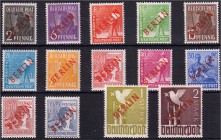 Briefmarken Deutschland Berlin 1948-1990
Rotaufdruck, kompletter Satz 1949. Geprüft Schlegel. Michel 1400,- Euro.
**, Pracht
