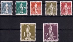 Briefmarken Deutschland Berlin 1948-1990
75 J. Weltpostverein 1949. 12 Pfg.-2 DM kompl. postfrischer Prachtsatz. Michel 750,- Euro.
**, Pracht