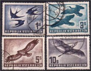 Briefmarken Ausland Österreich
Vogelsatz, 1 S. - 10 S. 1953. Michel 300,-.
rundgestempelt, Pracht