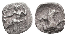 Greek Coins Obols. 4th - 1st century B.C. Ar.
Reference:
Condition: Very Fine

W :0.5 gr
H :9.8 mm