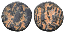 Barbarous Imitation. Ca. 4th century A.D. AE
Reference:
Condition: Very Fine

W :1.9 gr
H :12.1mm