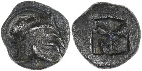 GAULE - CELTIC
Massilia - Marseille. 3/4 de litra au casque ionien ou corinthien, type du Trésor d’Auriol ND (525-480 av. J.-C.), Marseille.
Brenot 17...