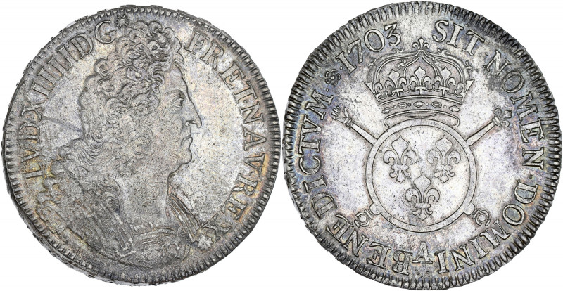 FRANCE / CAPÉTIENS - FRANCE / ROYAL
Louis XIV (1643-1715). Écu aux insignes 1703...