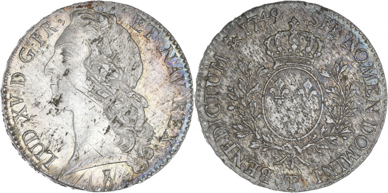 FRANCE / CAPÉTIENS - FRANCE / ROYAL
Louis XV (1715-1774). Écu au bandeau 1749, T...