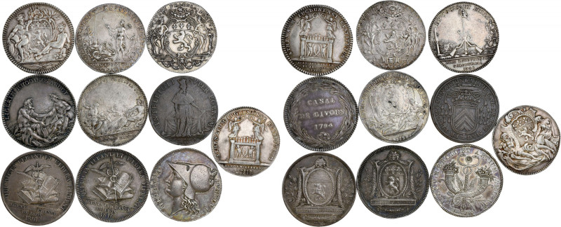 JETONS - TOKENS
Ancien Régime. Lot de 10 jetons sur LYON ND, Paris.
Argent et br...