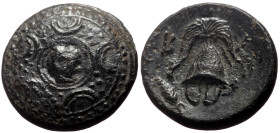 Kings of Macedon, Alexander III the Great (336-323 BC) 
Obv: Macedonian shield with head of Herakles 3/4 facing right in center 
Rev: Crested helmet; ...