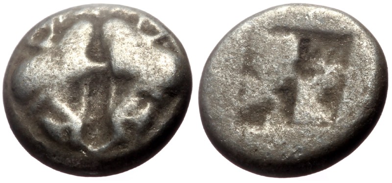 Lesbos, Uncertain mint AR Diobol (Silver, 1.10g, 9mm) ca 500-450 BC.
Obv: Confr...