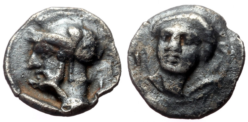 Cilicia, Tarsos AR Obol (Silver, 0.73g, 9mm) Time of the satraps Pharnabazos and...