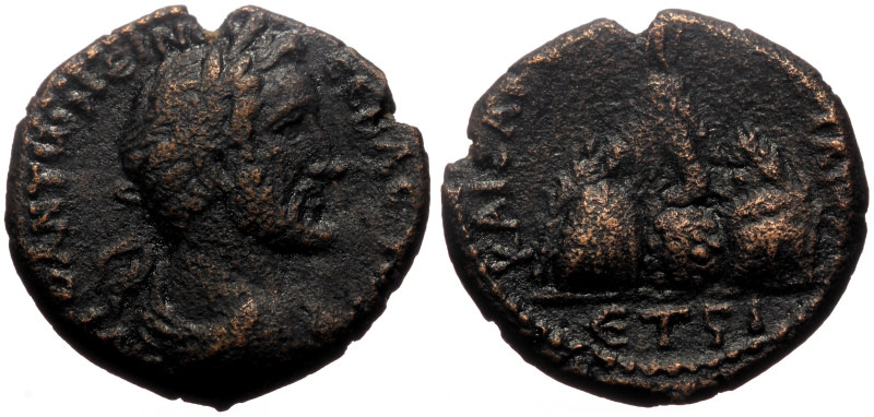 Cappadocia, Caesarea AE (Bronze, 10.13g, 22mm) Antoninus Pius (138-161)
Obv: ΑVΤ...