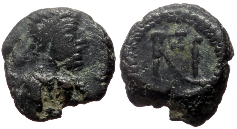 Zeno (Second reign, 476-491) AE Nummus (Bronze, 1.13g, 11mm) Thessalonica or Nic...