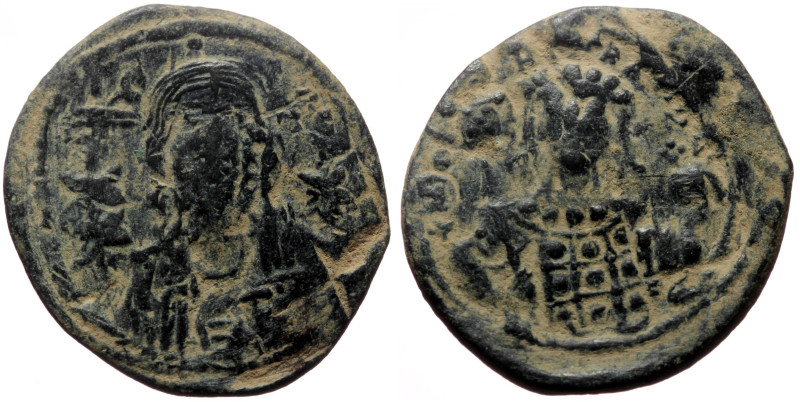 Michael VII Ducas (1071-1078) AE Follis (Bronze, 7.39g, 29mm) Constantinople
Obv...