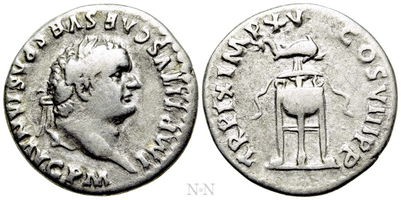 TITUS (79-81). Denarius. Rome. 

Obv: IMP TITVS CAES VESPASIAN AVG P M. 
Laur...