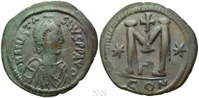 ANASTASIUS I (491-518). Follis. Constantinople
